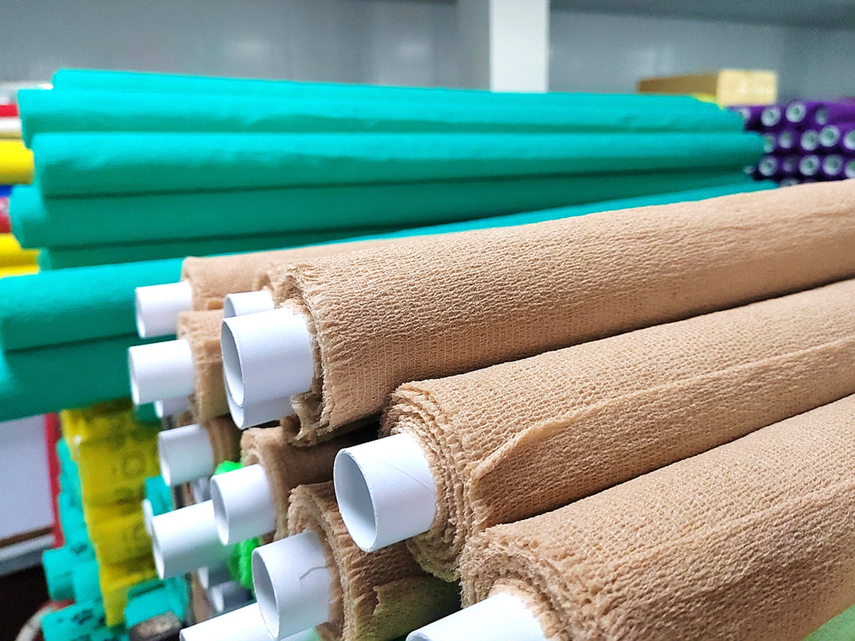 {"default":"cohesive bandage jumbo rolls"}
