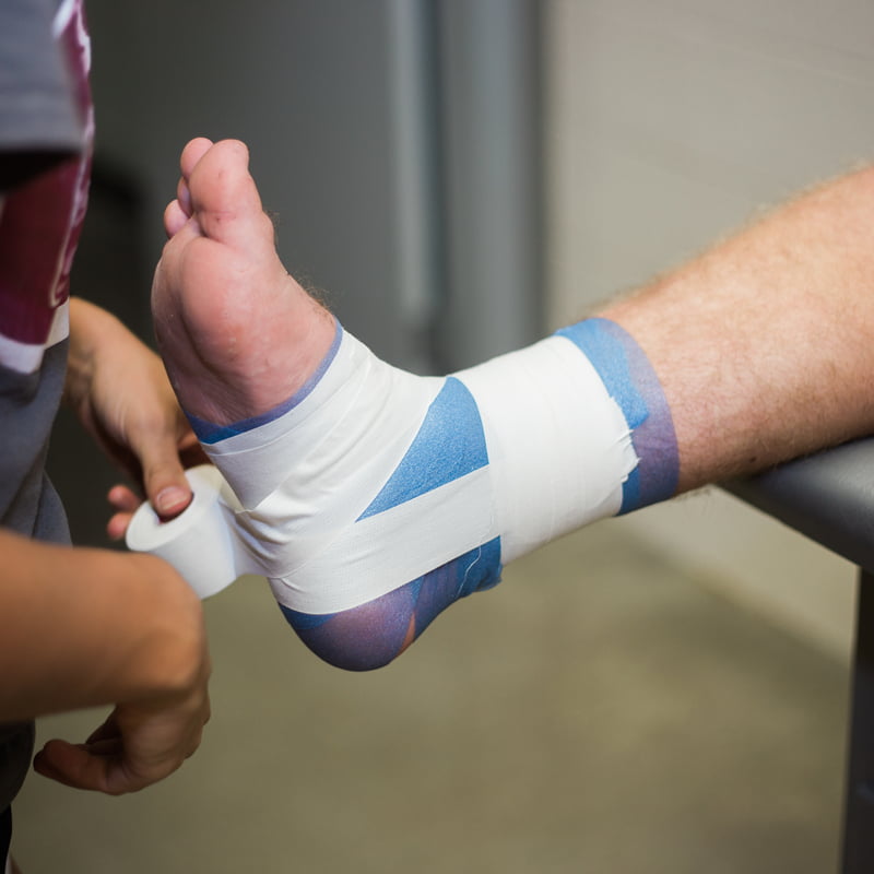 {"default":"cotton athletic Tape For ankle Immobilization"}
