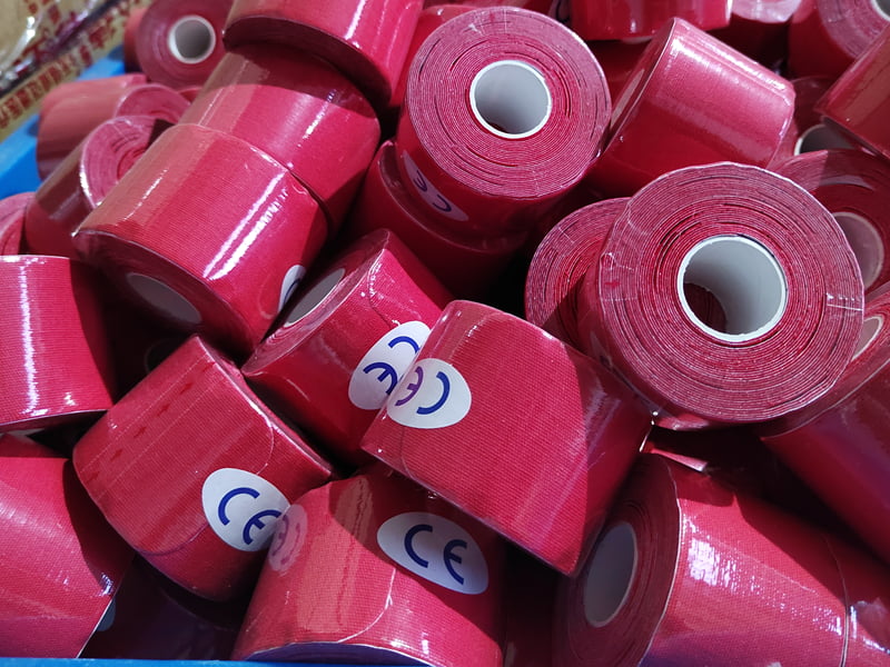 {"default":"red pre cut kinesiology tape"}
